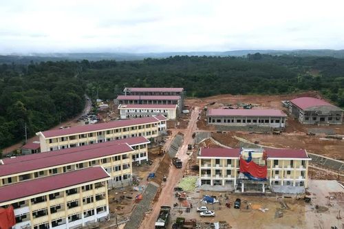Xuyên đêm hoàn thiện trường nội trú liên cấp trước ngày khai giảng