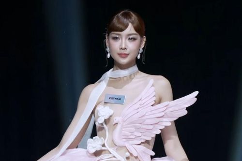 Bảo Ngọc lại trượt một phần thi ở Miss World