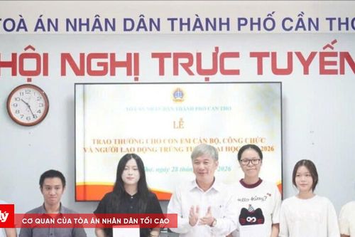 TAND TP Cần Thơ gặp mặt, khen thưởng các cháu trúng tuyển đại học 2026