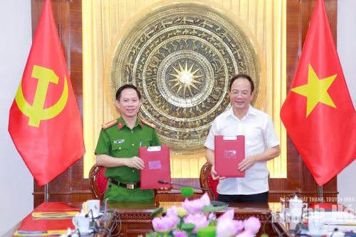 Bàn giao nhiệm vụ Cơ quan Thường trực Ban Chỉ đạo cấp tỉnh về đột phá phát triển khoa học, công nghệ, đổi mới sáng tạo và chuyển đổi số
