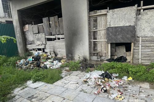 Trật tự, mỹ quan đô thị - Những “cái gai trong mắt”: Đổ rác thải bừa bãi - bài toán khó trong xây dựng đô thị văn minh