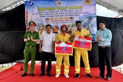 Sôi nổi Hội thi Thể thao nghiệp vụ chữa cháy và cứu nạn, cứu hộ
