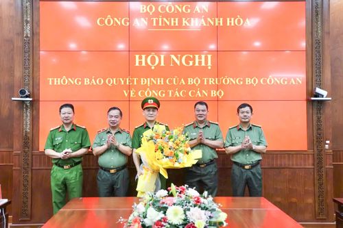 Công an tỉnh Khánh Hòa tổ chức hội nghị thông báo quyết định của Bộ trưởng Bộ Công an về công tác cán bộ