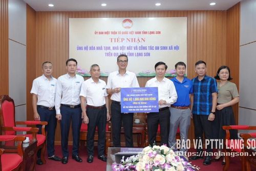 Tiếp nhận gần 1,4 tỷ đồng ủng hộ đồng bào bị ảnh hưởng bởi lũ lụt trên địa bàn tỉnh