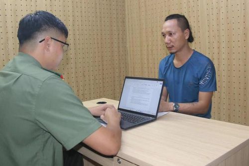 TP.HCM: Bắt người thả diều, gây ảnh hưởng 16 chuyến bay tại Tân Sơn Nhất