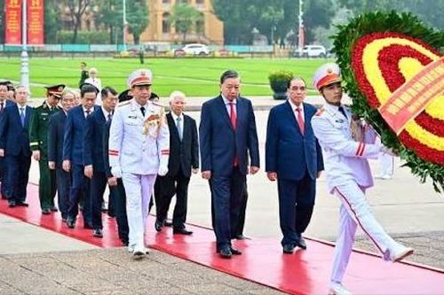 Lãnh đạo Đảng, Nhà nước vào Lăng viếng Chủ tịch Hồ Chí Minh