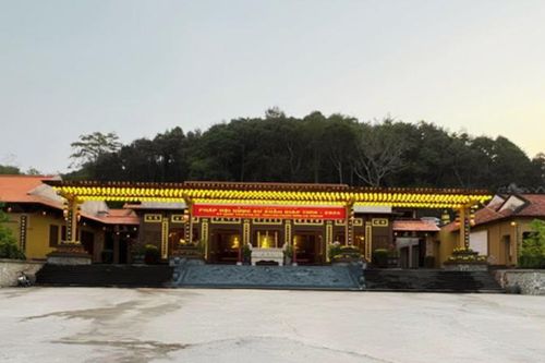 Phù Dung - danh lam cổ tự đất Hà Tiên