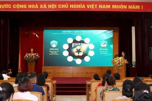 Phường Nghĩa Đô hỗ trợ hộ kinh doanh ứng dụng công nghệ số