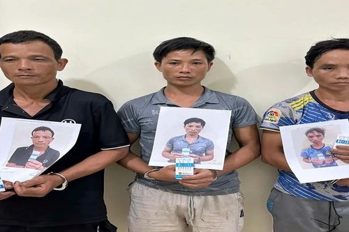 Công an Lai Châu bắt quả tang và khám xét khẩn cấp đường dây ma túy