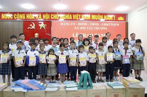 Quảng Ngãi: Những cuốn sách tiếp sức học sinh vùng khó