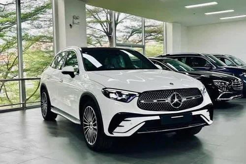 Mercedes-Benz GLC 300 2026 giảm tới hơn 610 triệu đồng tại đại lý