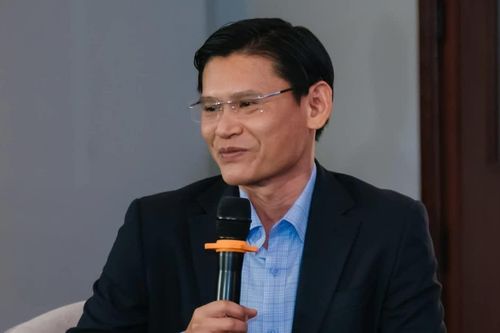 Mục tiêu tăng trưởng hai con số: Cần kiên định để tạo bước chuyển mới