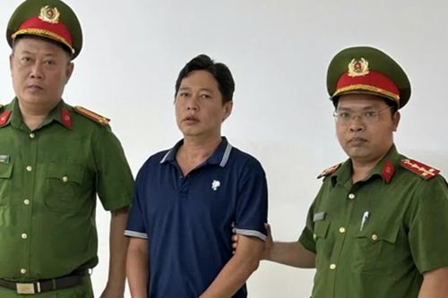 Bắt tạm giam đối tượng lợi dụng các quyền tự do dân chủ