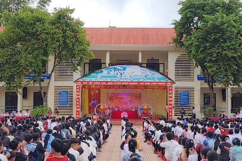 Bức thư xúc động của hiệu trưởng trước thềm năm học mới