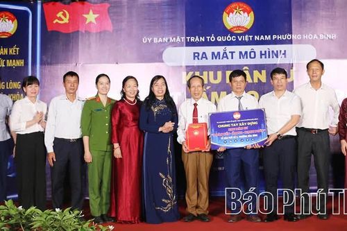 Phường Hòa Bình ra mắt mô hình điểm khu dân cư “Đoàn kết, ấm no, hạnh phúc”