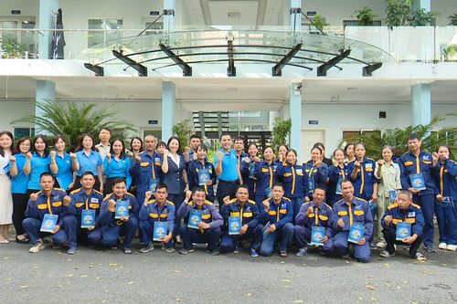 Công đoàn Thủ đô động viên công nhân dịp Quốc khánh 2/9