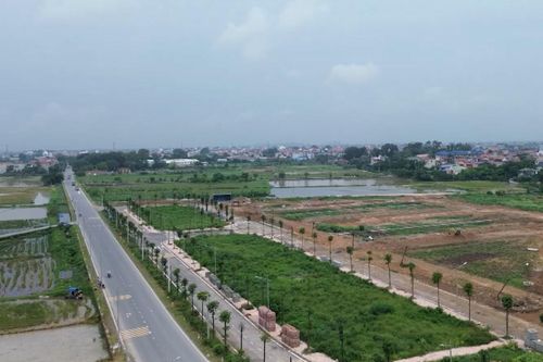 Giá đất nền giảm mạnh