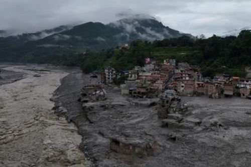 Thảm hoạ lũ quét kinh hoàng ở biên giới Nepal - Trung Quốc: Công tác cứu hộ gặp vô vàn khó khăn