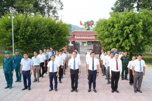 Từ những nén tâm hương đến trách nhiệm gìn giữ giá trị hôm nay
