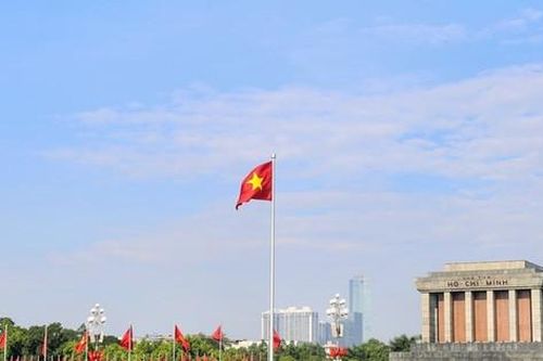 Giữ sạch từng tuyến phố quanh Lăng Bác dịp Quốc khánh