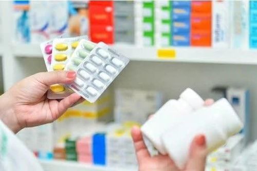 Cử tri kiến nghị bổ sung thuốc điều trị ngoại trú các bệnh mãn tính, bệnh hiểm nghèo