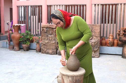 Khánh Hòa: Tổ chức Cuộc thi 'Thiết kế sản phẩm gốm của người Chăm'