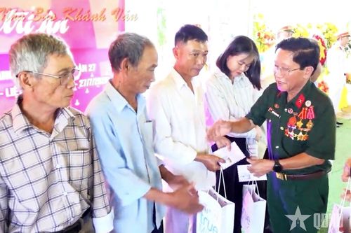 Thương binh Đoàn Xuân Luyến và nén tâm hương tri ân đồng đội