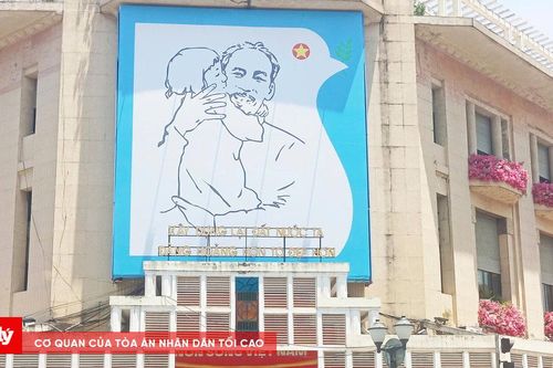 Hà Nội rợp bóng cờ đỏ sao vàng chào mừng Quốc khánh 2/9