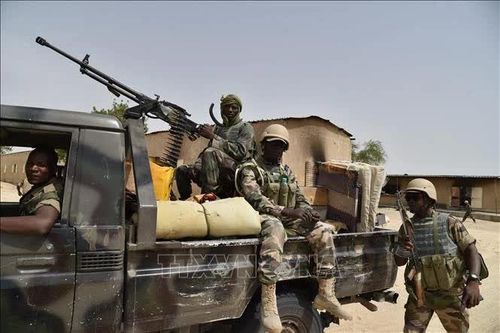 Niger giành lại quyền kiểm soát căn cứ không quân từ tay nhóm binh sĩ nổi loạn