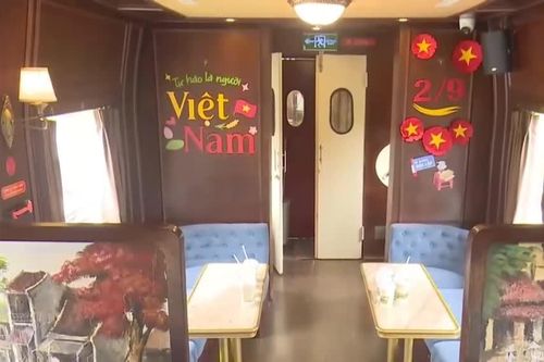 'Chuyến tàu Độc lập' - chở niềm tự hào Việt Nam