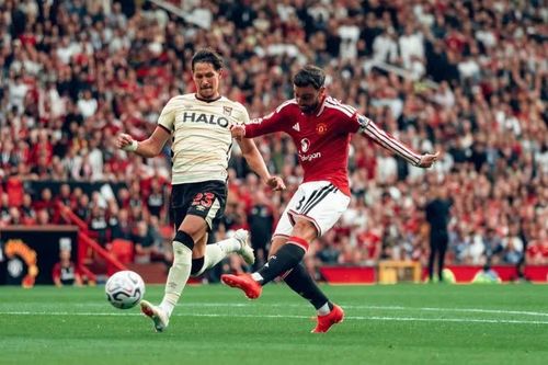 Man United thắng đậm, Real Madrid toàn thắng, Napoli bất ngờ gục ngã
