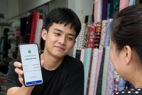 Làm giả ảnh chuyển khoản, gã trai chiếm đoạt 13 tỷ của nữ tiểu thương chợ Ninh Hiệp