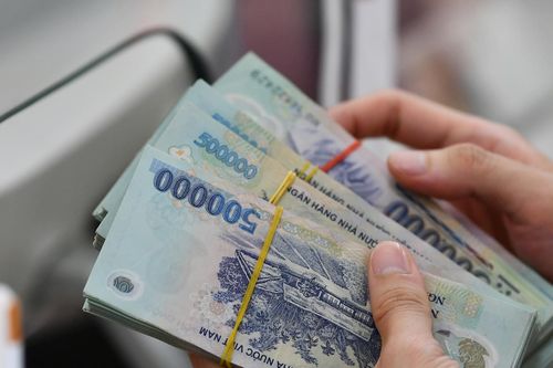 Chậm trả lương cho nhân viên có thể bị phạt đến 100 triệu đồng, cộng tiền lãi