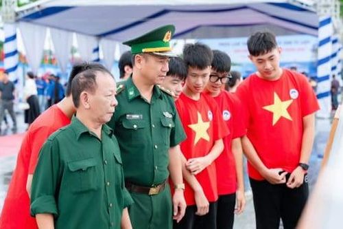 Thanh Hóa tổ chức triển lãm 'Biên cương vững bền - Biển đảo thiêng liêng'