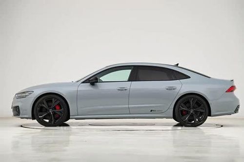 Xe sedan hạng sang công suất 340 mã lực, giá hơn 1,6 tỷ đồng
