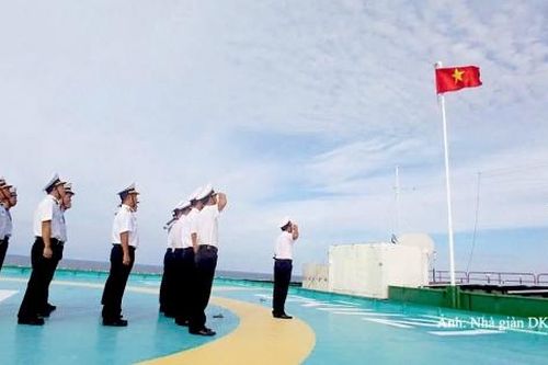 Nhà giàn DK1 đón Tết Độc lập giữa trùng khơi Tổ quốc