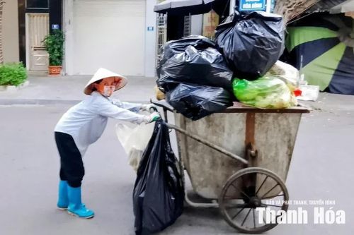 Thí điểm thu gom rác theo giờ trên địa bàn phường Hạc Thành từ ngày 1/9