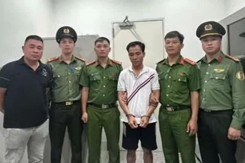 Bắt đối tượng truy nã về ma túy tại sân bay Nội Bài