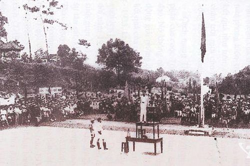 Bài học về chớp thời cơ,phát huy sức mạnh đại đoàn kết