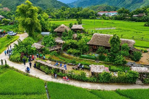 Tuyến bài: Nông thôn mới sau vạch đích