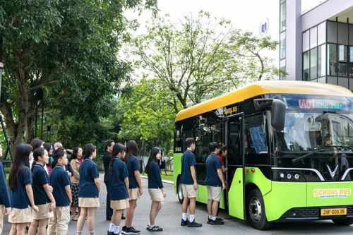 Xe đưa đón học sinh: 6 điều phụ huynh cần kiểm tra trước khi đăng ký