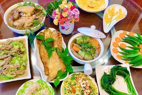 10 mâm cơm gia đình nấu vội nhưng bổ dưỡng, đẹp mắt để quây quần ngày nghỉ lễ 2/9