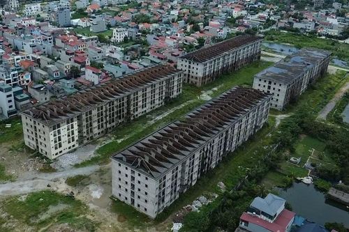 Ninh Bình: Những khối nhà KTX hơn 860 tỷ đồng 'ngủ quên' suốt 17 năm