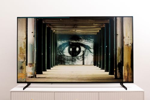 R85H - Mẫu TV cao cấp chủ lực với công nghệ hiển thị mới
