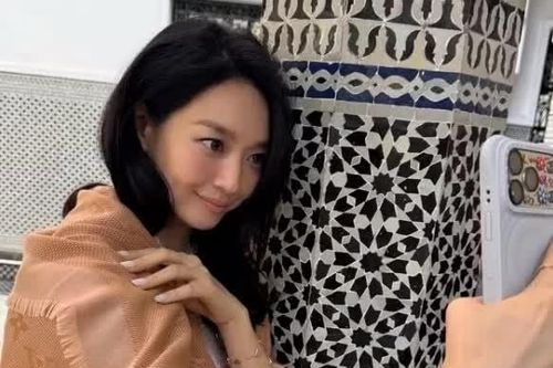 Tại sao hơn 70 tỷ đồng lại bị rút khỏi tài khoản của Shin Min Ah trong suốt 15 năm?