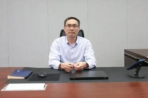 Từ giáo sư cơ khí đến tỷ phú công nghệ: Đưa nghiên cứu đại học ra thị trường