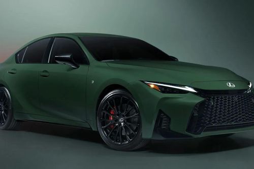 Lexus tung mẫu sedan động cơ V6 bản giới hạn với chỉ có 350 xe màu xanh lục