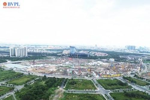 Công nhân bám công trường Trung tâm hành chính TP Hồ Chí Minh xuyên lễ Quốc khánh 2/9