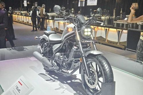 Honda Rebel 300 trình làng, tích hợp E-Clutch, giá chỉ từ 60,5 triệu đồng