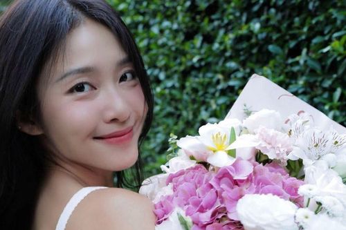 Thời đi học của Khả Ngân